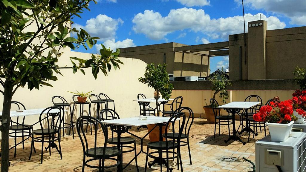 Apartamentos Sevilla Exterior photo