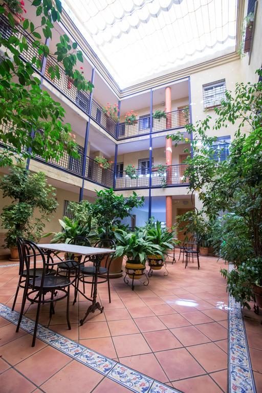 Apartamentos Sevilla Room photo