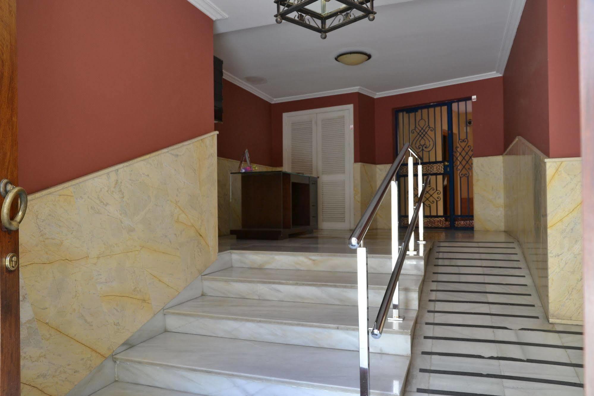 Apartamentos Sevilla Exterior photo
